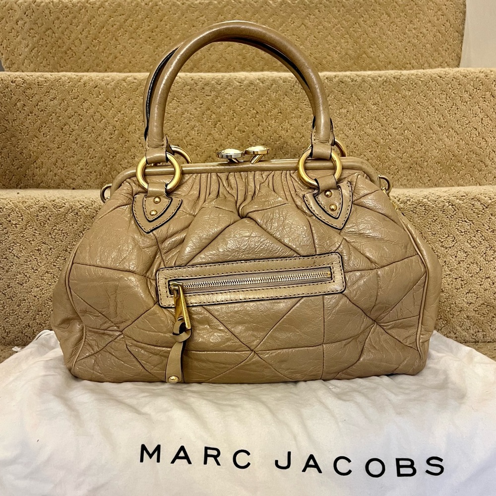 Authentic Marc Jacobs Patchwork Stam Beige - image 1